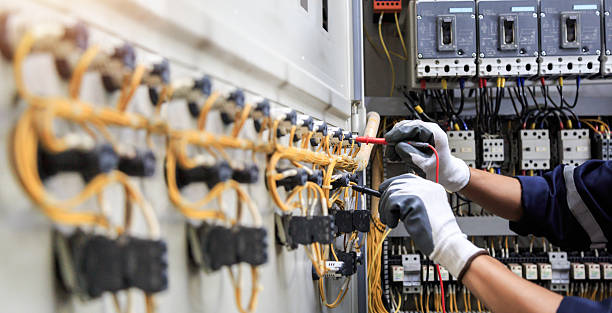 Professional Electrician technician working in Yacolt, WA